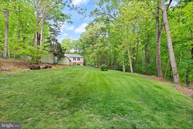 3430 COURTNEY SCHOOL RD, Midland, VA 22728