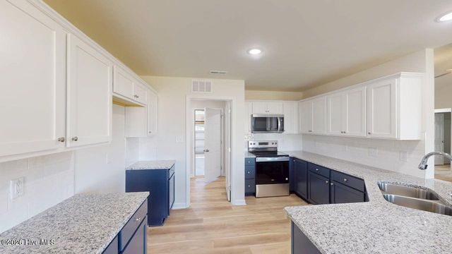 105 Gorman Place, La Grange, NC 28551