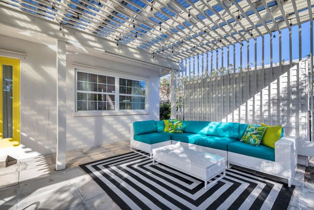 374 Maddock Street, West Palm Beach, FL 33405