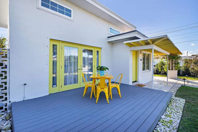 374 Maddock Street, West Palm Beach, FL 33405