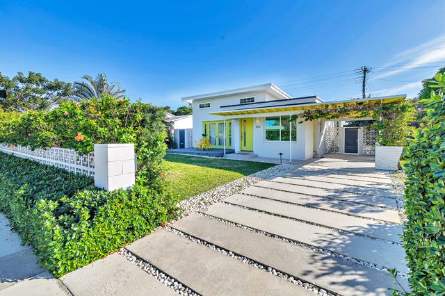 374 Maddock Street, West Palm Beach, FL 33405