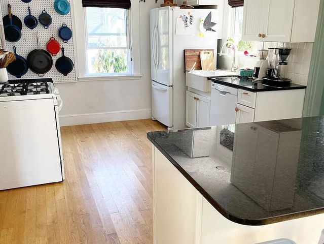 41 E Main St, Gloucester, MA 01930