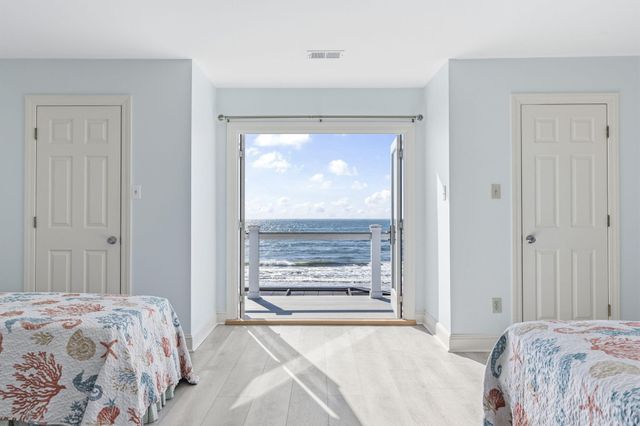 2201 S Waccamaw Drive, Murrells Inlet, SC 29576