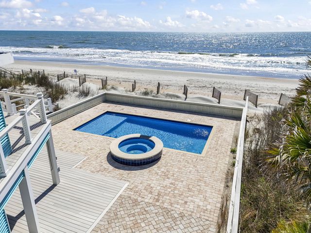 2201 S Waccamaw Drive, Murrells Inlet, SC 29576