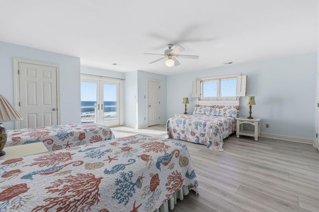 2201 S Waccamaw Drive, Murrells Inlet, SC 29576