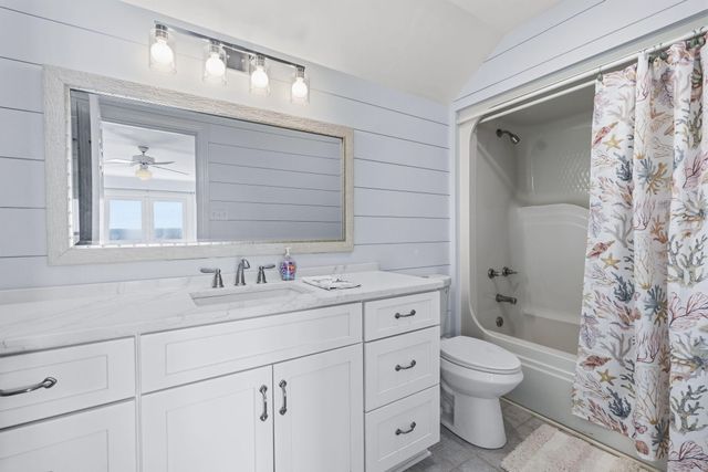 2201 S Waccamaw Drive, Murrells Inlet, SC 29576