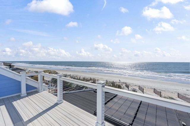 2201 S Waccamaw Drive, Murrells Inlet, SC 29576