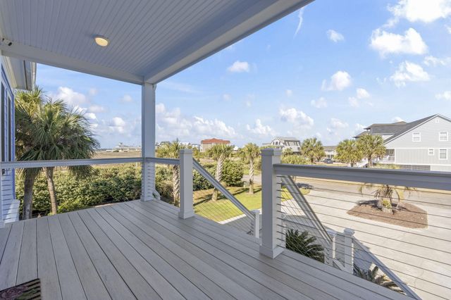 2201 S Waccamaw Drive, Murrells Inlet, SC 29576