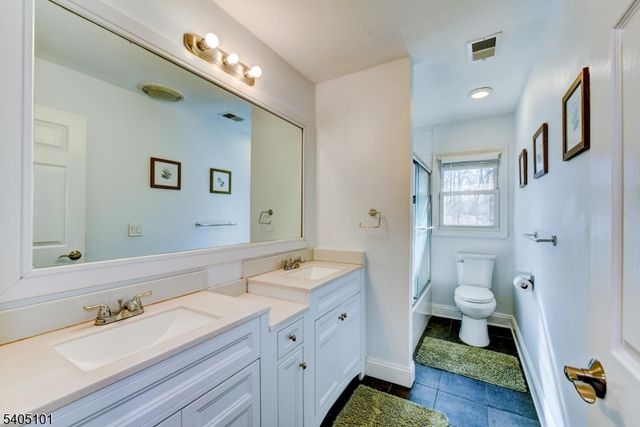 6 Elm Ave, Warren Twp., NJ 07059