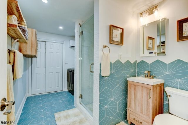 6 Elm Ave, Warren Twp., NJ 07059