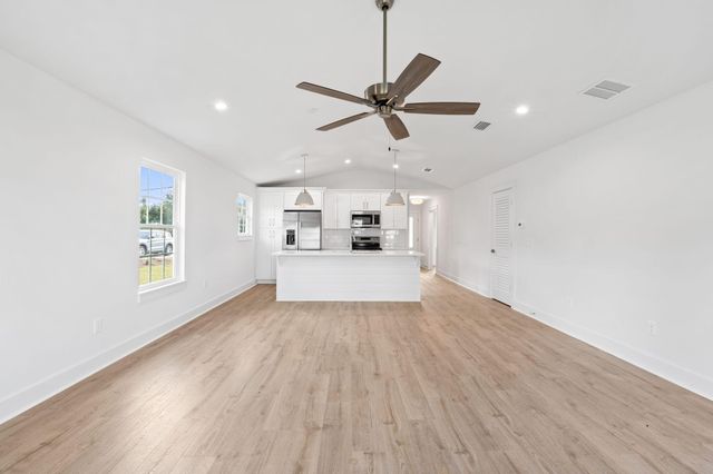 925 Bonnie Drive, Panama City, FL 32404