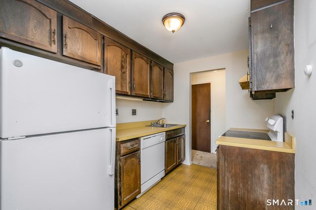 85 Riverside Avenue APT F7, Stamford, CT 06905