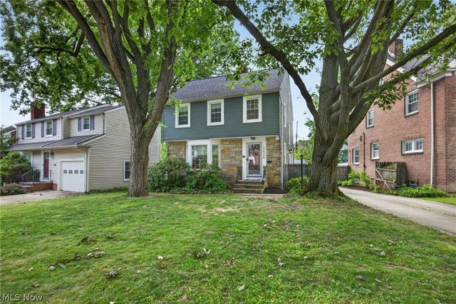 3525 Edison Road, Cleveland Heights, OH 44121