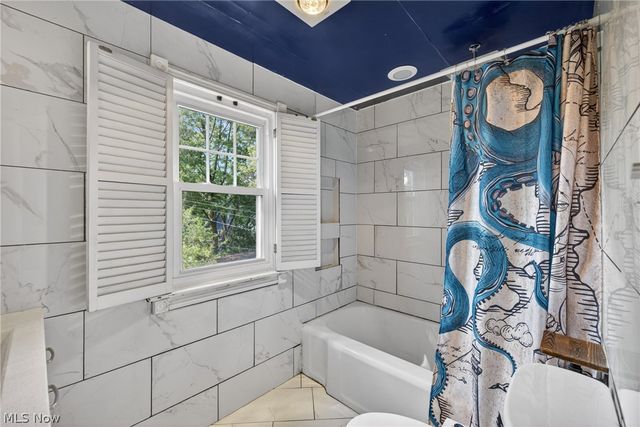 3525 Edison Road, Cleveland Heights, OH 44121