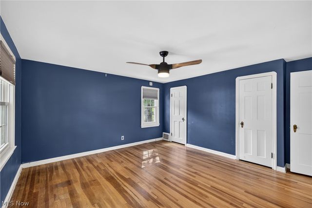 3525 Edison Road, Cleveland Heights, OH 44121