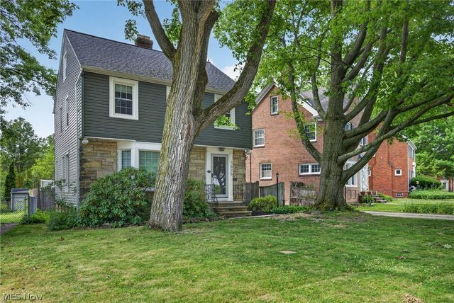 3525 Edison Road, Cleveland Heights, OH 44121