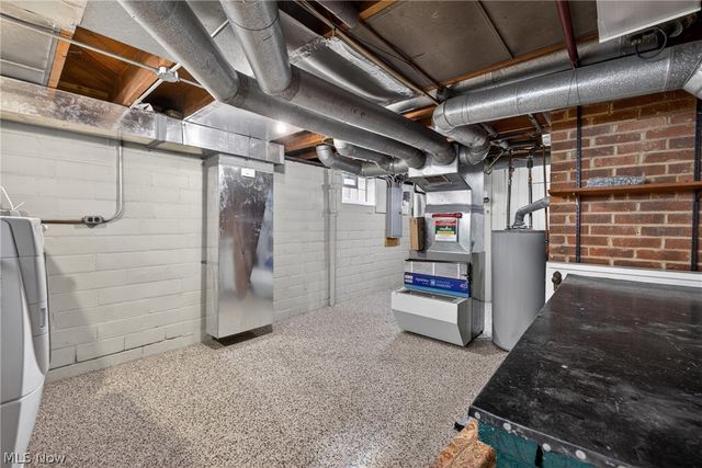 3525 Edison Road, Cleveland Heights, OH 44121