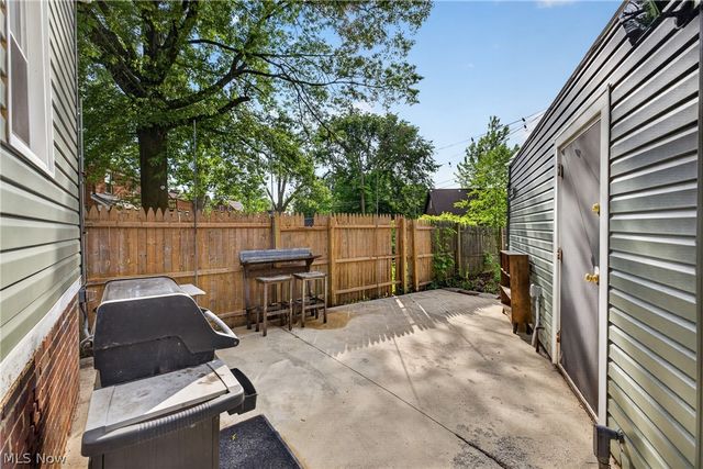 3525 Edison Road, Cleveland Heights, OH 44121