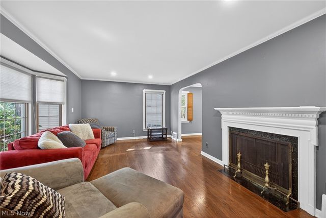 3525 Edison Road, Cleveland Heights, OH 44121