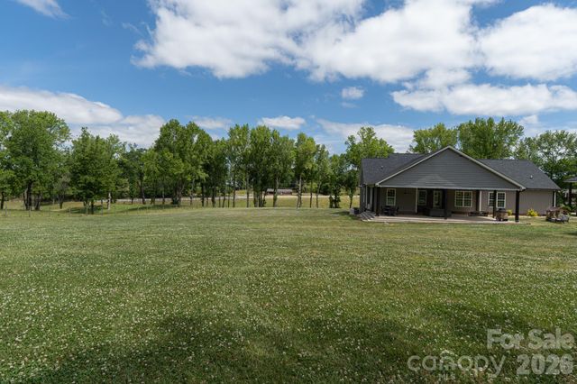 165 Lewis Farm Road, Bessemer City, NC 28016