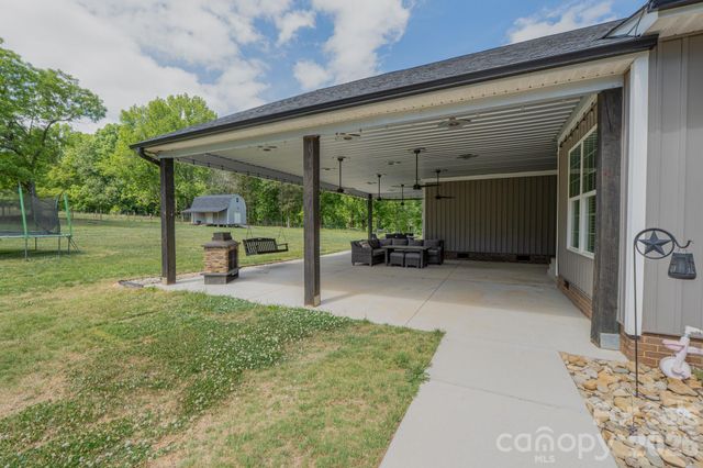 165 Lewis Farm Road, Bessemer City, NC 28016