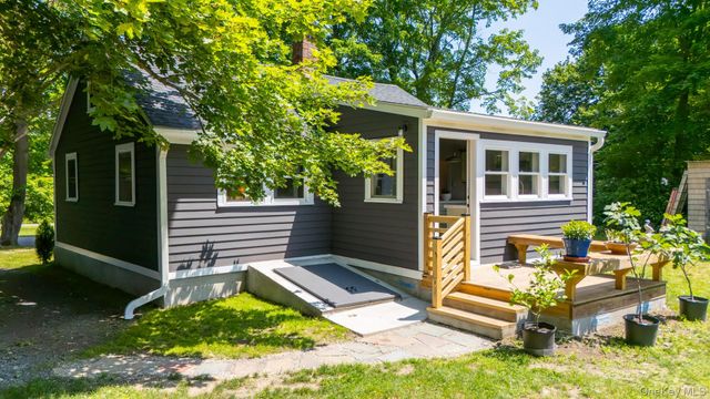90 State Line Road, Millerton, NY 12546