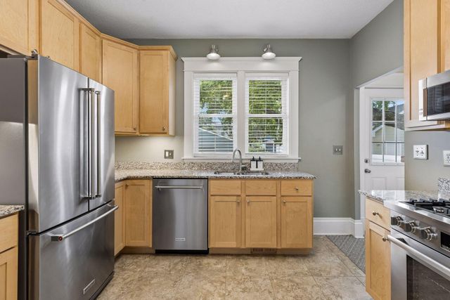 1782 Marshall Avenue, Saint Paul, MN 55104