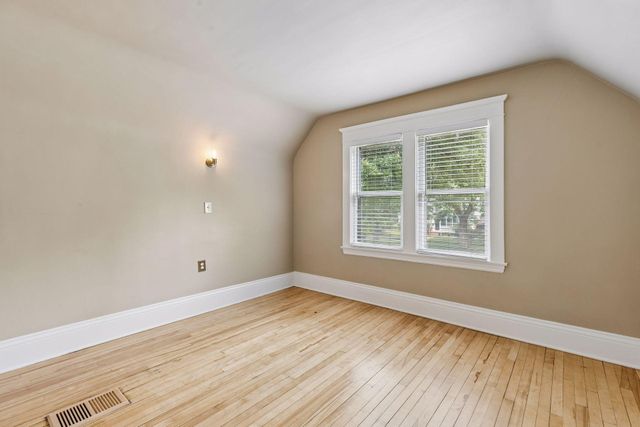 1782 Marshall Avenue, Saint Paul, MN 55104