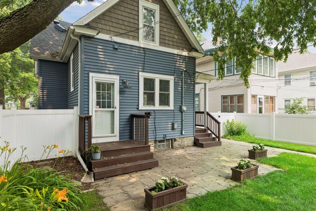 1782 Marshall Avenue, Saint Paul, MN 55104