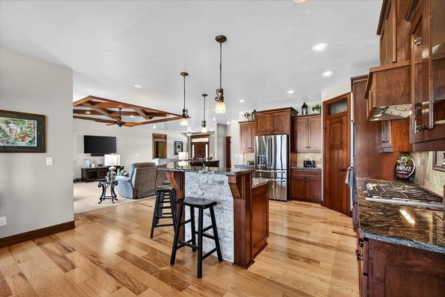 2514 SKYLINE OAKS DRIVE, De Pere, WI 54115