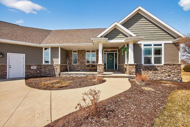 2514 SKYLINE OAKS DRIVE, De Pere, WI 54115