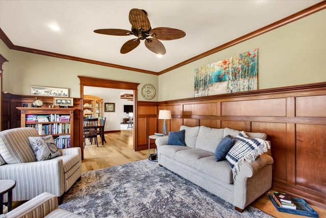 2514 SKYLINE OAKS DRIVE, De Pere, WI 54115