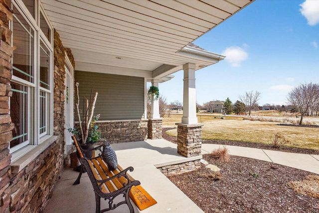 2514 SKYLINE OAKS DRIVE, De Pere, WI 54115