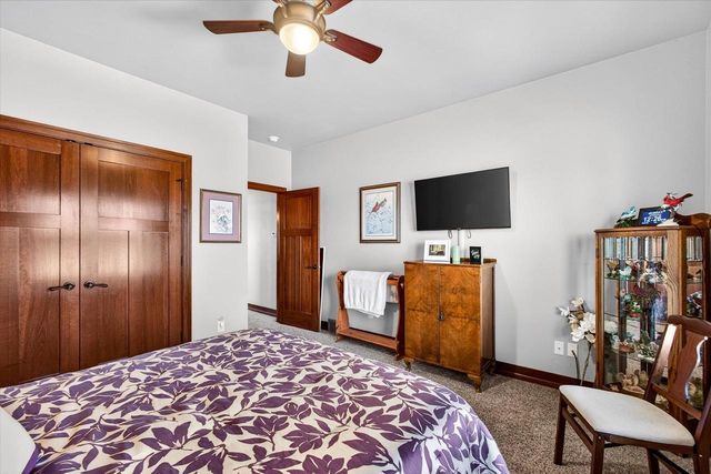 2514 SKYLINE OAKS DRIVE, De Pere, WI 54115