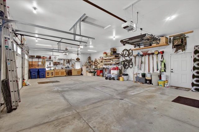 2514 SKYLINE OAKS DRIVE, De Pere, WI 54115