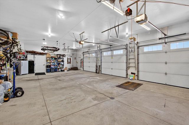 2514 SKYLINE OAKS DRIVE, De Pere, WI 54115