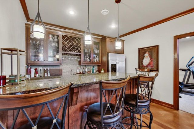 2514 SKYLINE OAKS DRIVE, De Pere, WI 54115