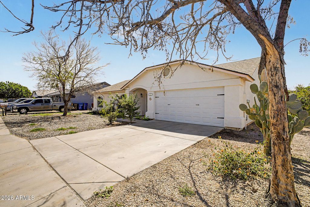 8111 E DES MOINES Street E, Mesa, AZ 85207 — photo 3