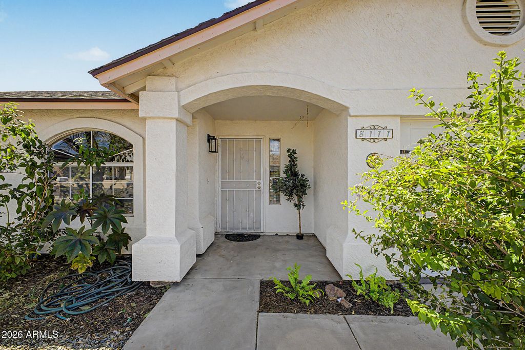 8111 E DES MOINES Street E, Mesa, AZ 85207 — photo 4