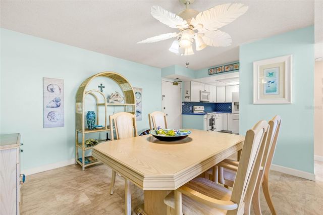 1 KEY CAPRI 102E, Treasure Island, FL 33706