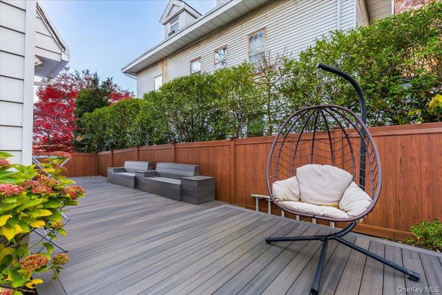 47 Edgecliff Terrace, Yonkers, NY 10705