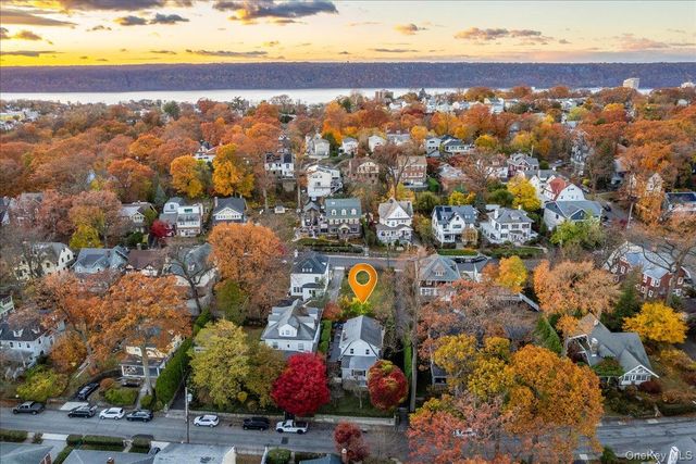 47 Edgecliff Terrace, Yonkers, NY 10705