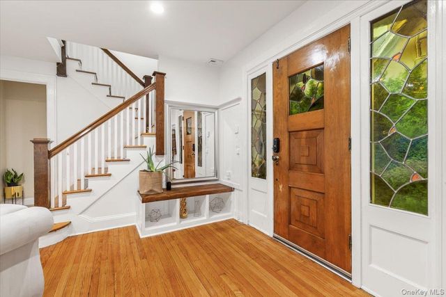 47 Edgecliff Terrace, Yonkers, NY 10705