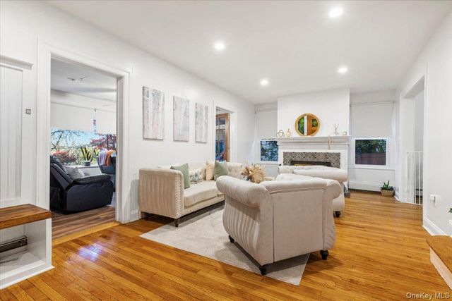 47 Edgecliff Terrace, Yonkers, NY 10705