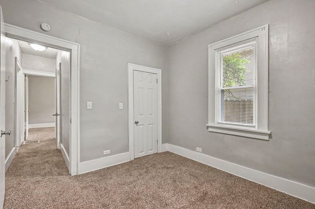 414 Trimble Avenue, Kalamazoo, MI 49048