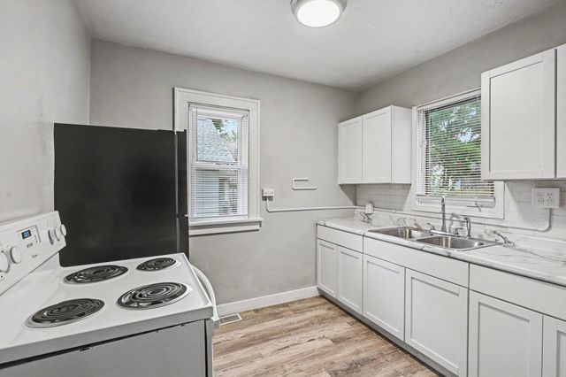 414 Trimble Avenue, Kalamazoo, MI 49048