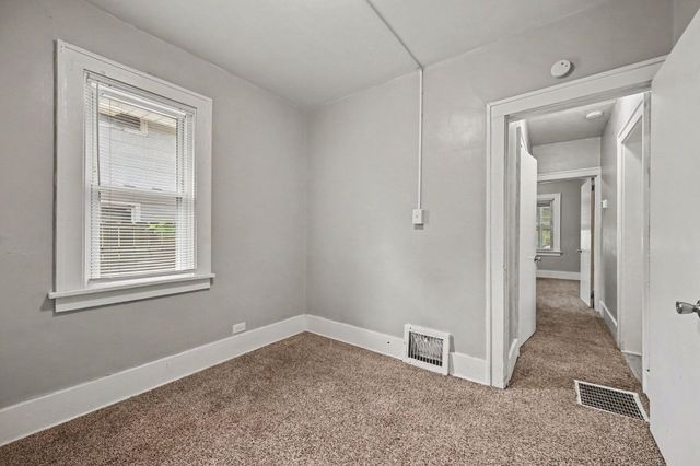 414 Trimble Avenue, Kalamazoo, MI 49048