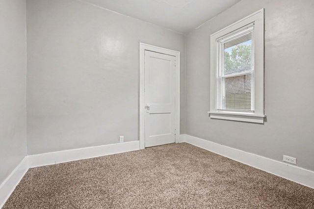 414 Trimble Avenue, Kalamazoo, MI 49048