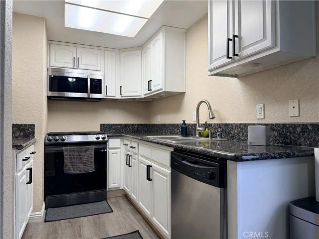 788 Gianni 202, Corona, CA 92879