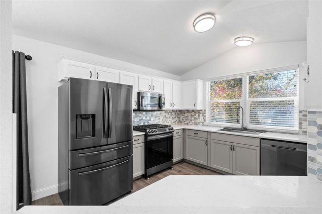 438 HEATHER HILL BOULEVARD, Davenport, FL 33837